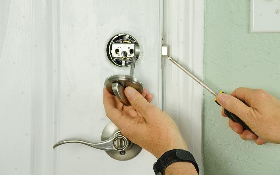 ouverture de porte claquée serrurier Bois-Colombes